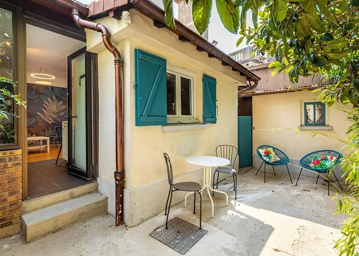House - Sunlit Haven With Outdoor Terrace, Garage And Metro 14, Rer B