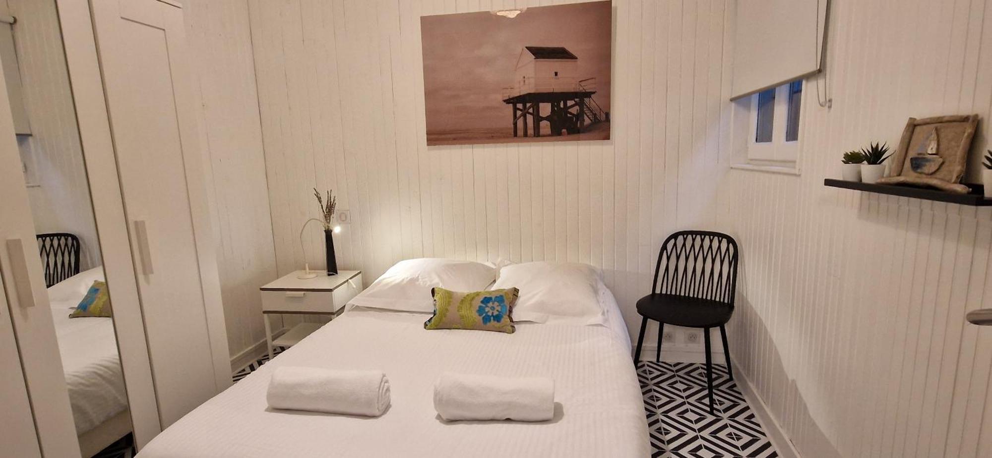 House - Sunlit Haven With Outdoor Terrace, Garage And Metro 14, Rer B * Gentilly